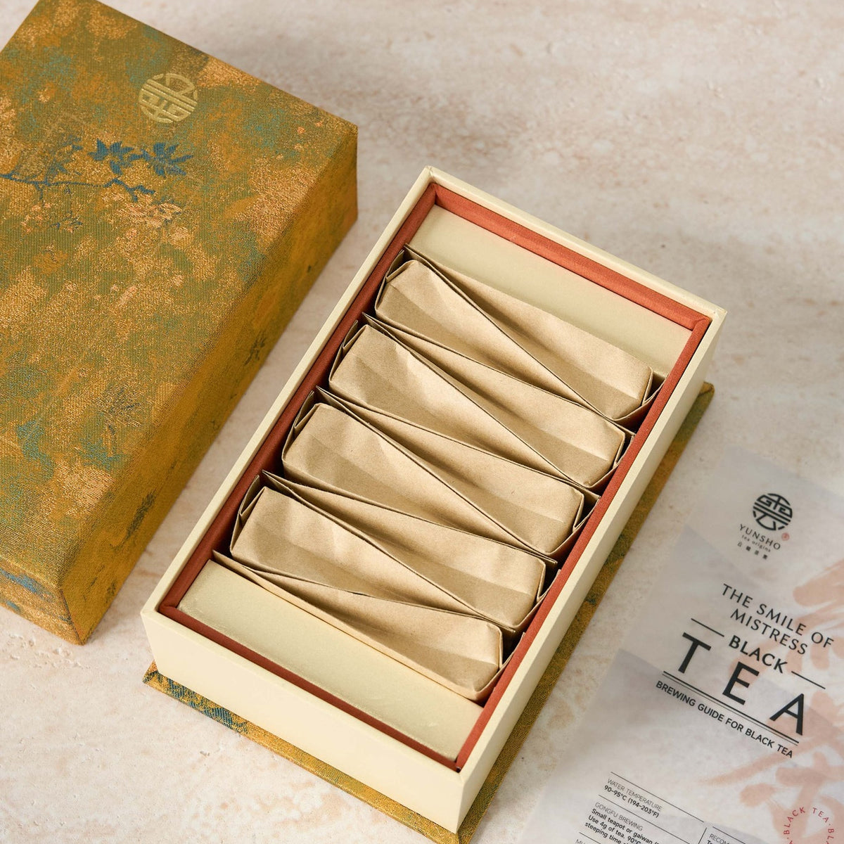 Open box packaging for Feizi Xiao Wuyi Black Tea