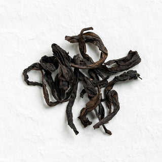 Dry loose leaves of Shui Xian Wuyi Rock Tea