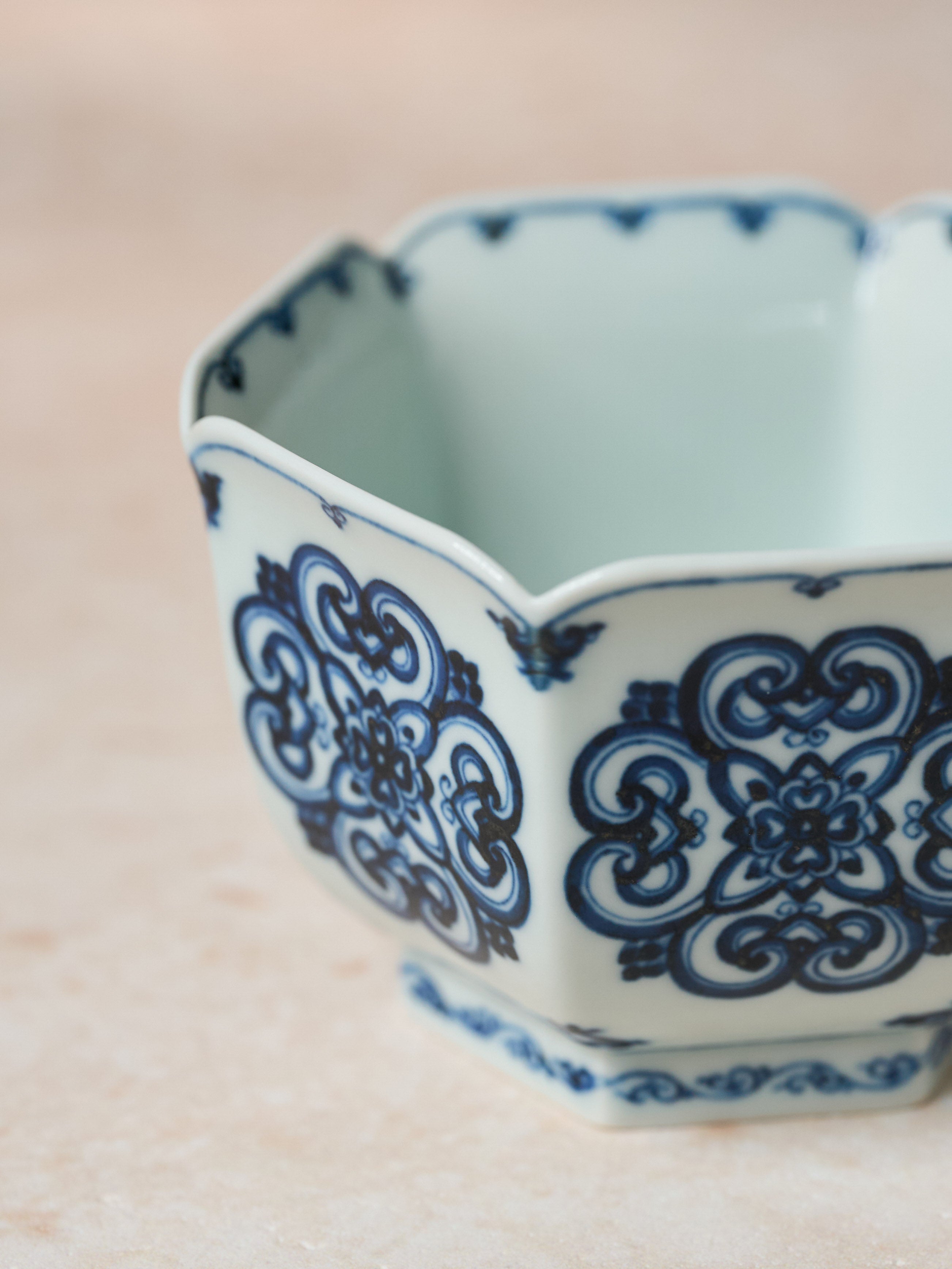 Auspicious Motif Blue-and-White Hexagonal Tea Cup